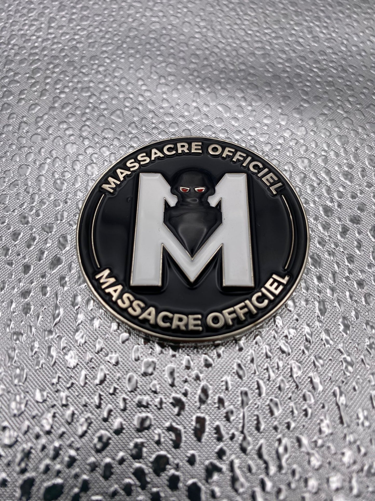 COINS MASSACRE OFFICIEL