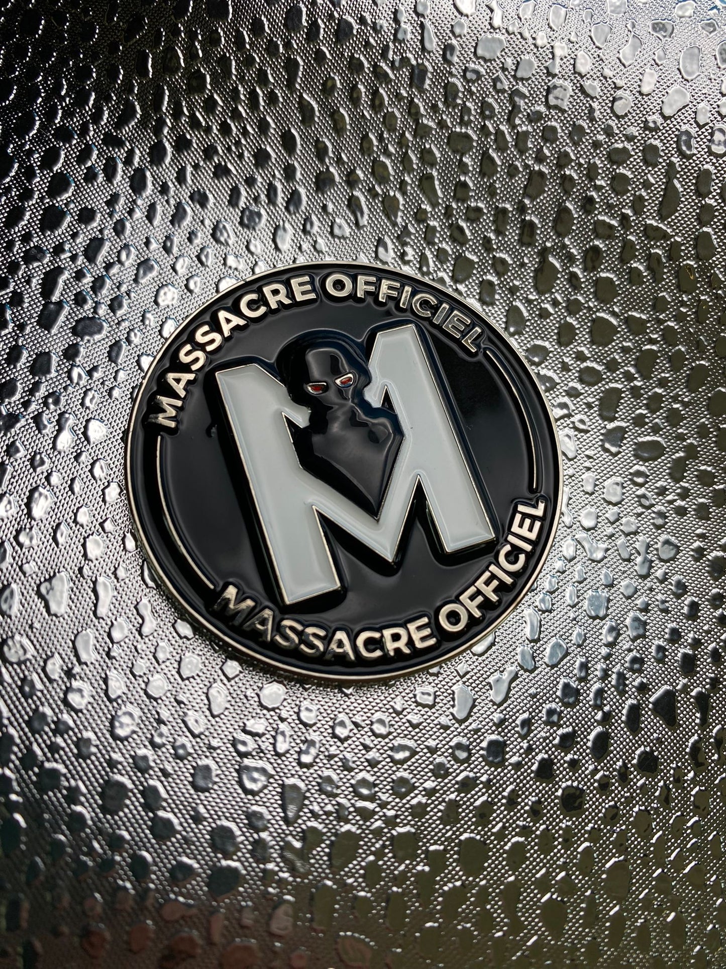 COINS MASSACRE OFFICIEL