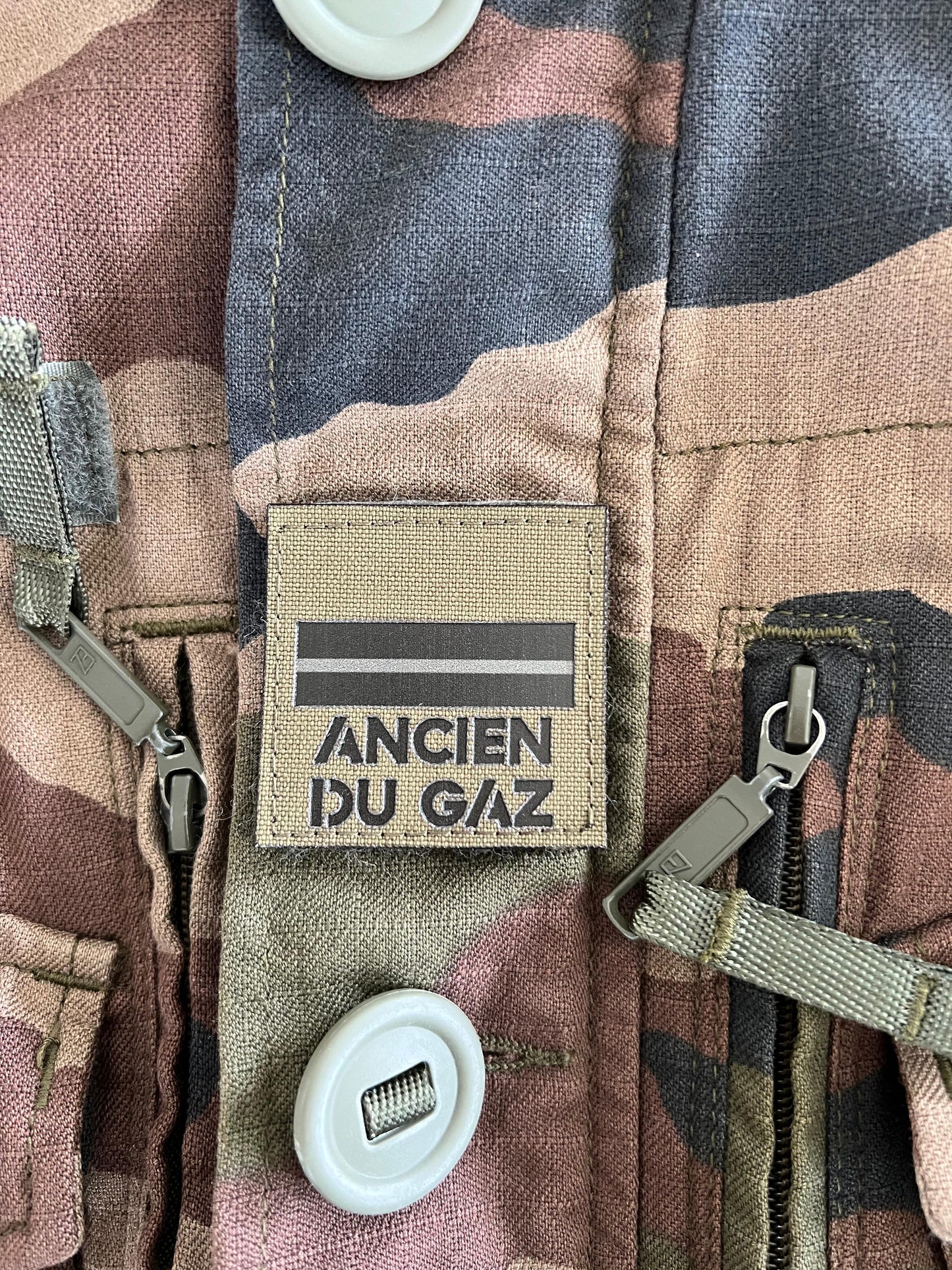 GRATON ARMÉE FRANÇAISE / ANCIEN DU GAZ