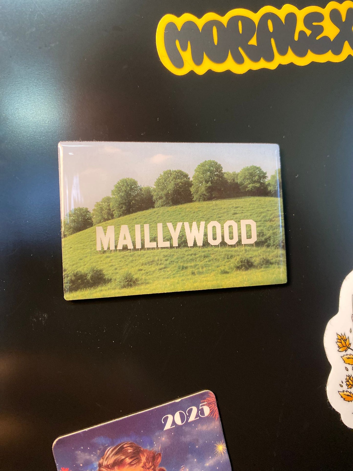 MAGNET MAILLYWOOD