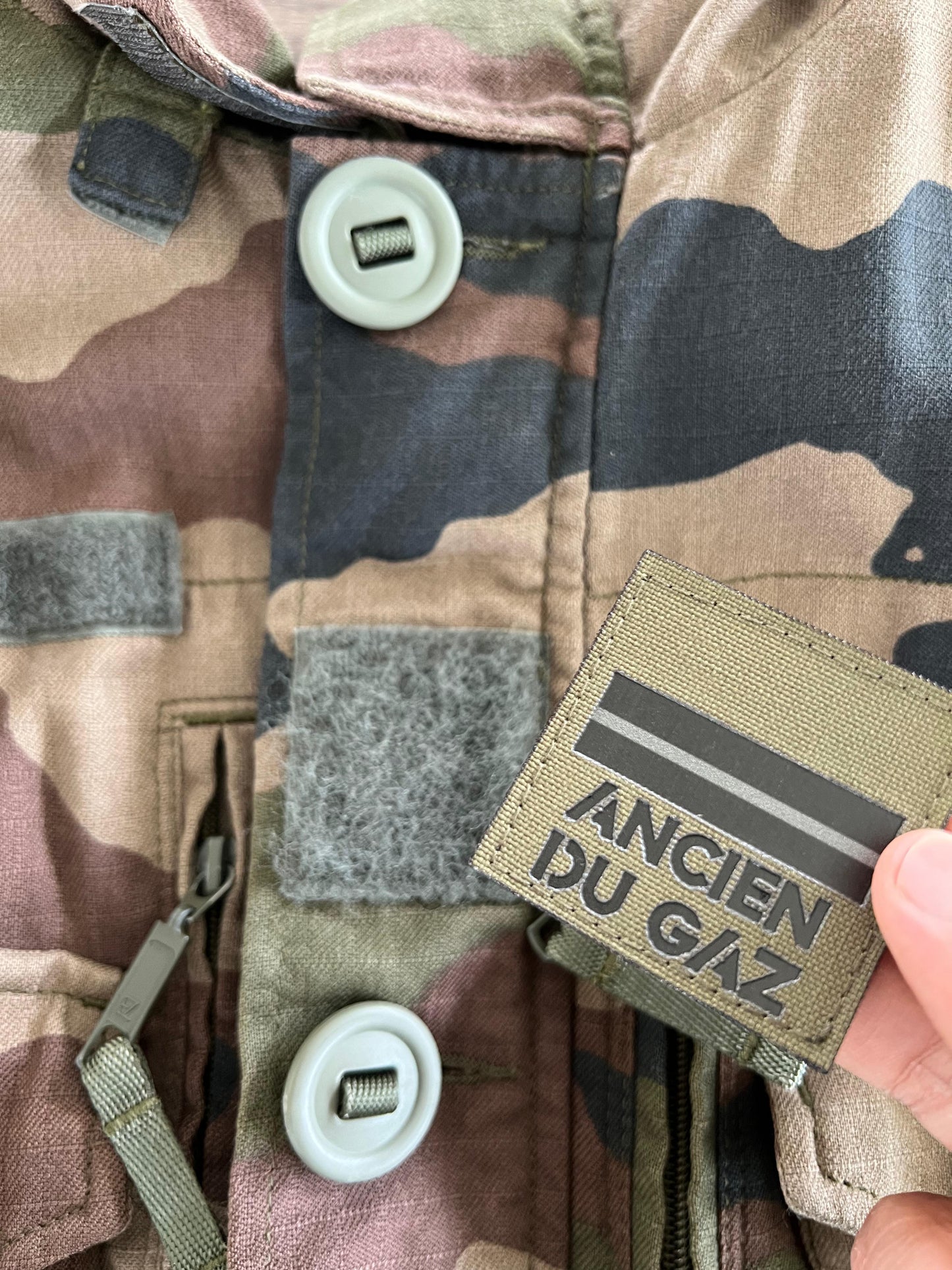 GRATON ARMÉE FRANÇAISE / ANCIEN DU GAZ