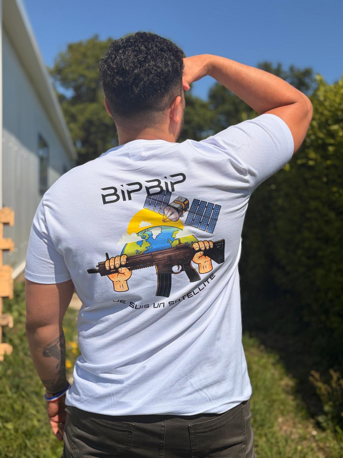 BIP BIP JE SUIS UN SATELLITE