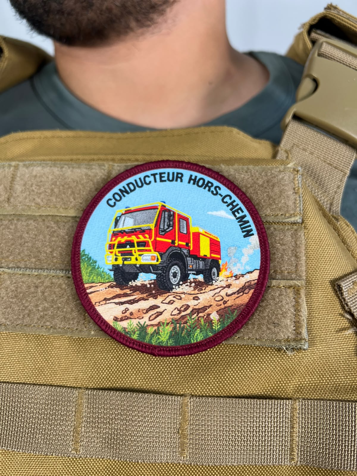 CONDUCTEUR HORS-CHEMIN