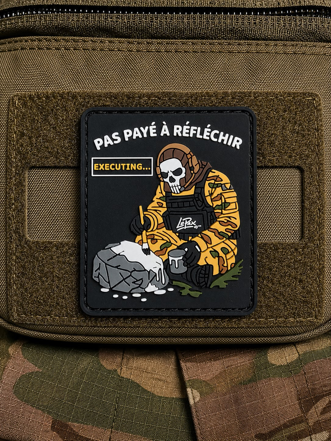 PATCH PVC « PAS PAYÉ À RÉFLÉCHIR »